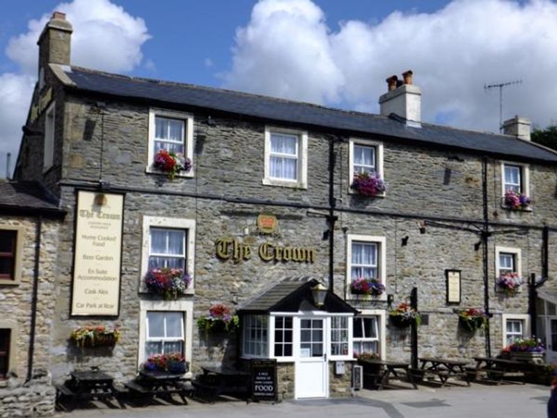 The Crown, Horton-in-Ribblesdale. (Pub, External). Published on 04-08-2014 