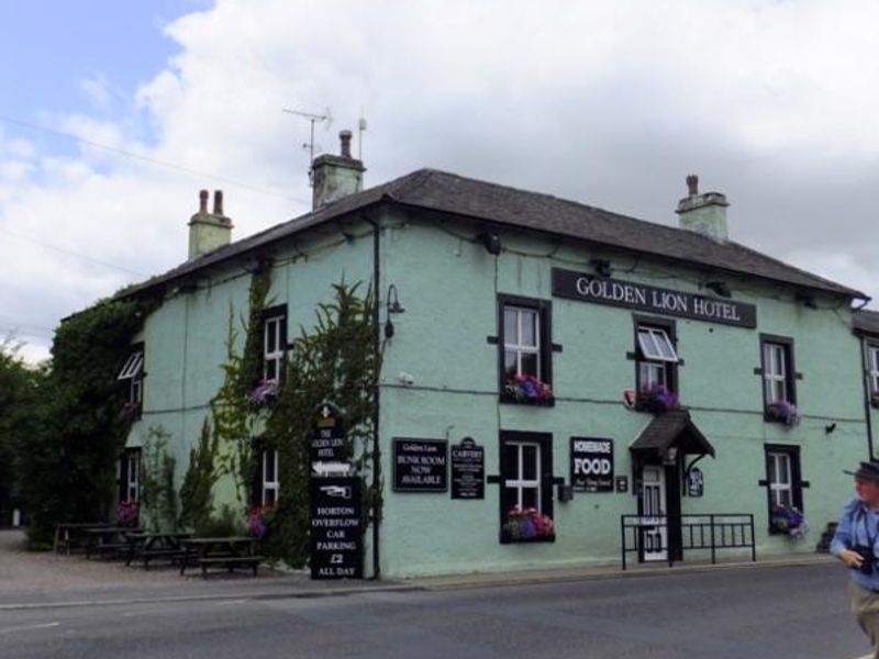 The Golden Lion, Horton-in-Ribblesdale. (Pub, External). Published on 04-08-2014 