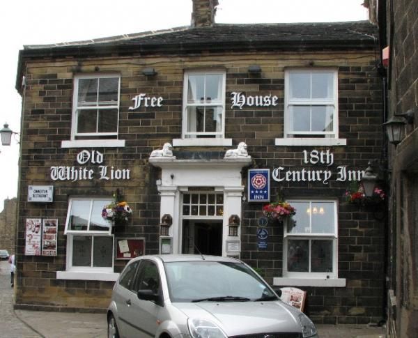 Old White Lion, Haworth. Published on 28-01-2015
