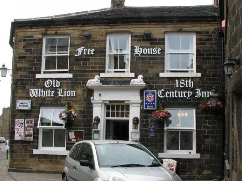 Old White Lion, Haworth. Published on 28-01-2015