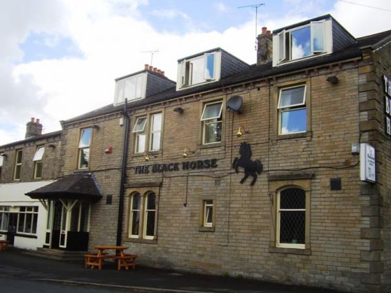 Black Horse, Hellifield. (Pub, External, Key). Published on 20-01-2015