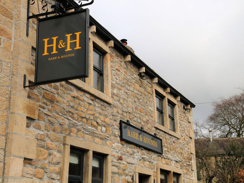 Hare & Hounds, Lothersdale. (Pub, External, Sign). Published on 27-03-2018 