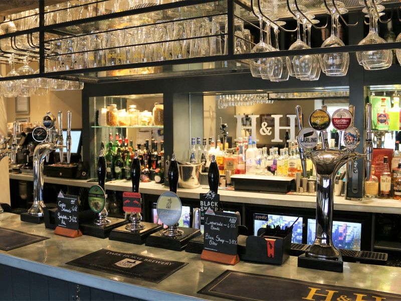 Hare & Hounds, Lothersdale. (Pub, Bar). Published on 27-03-2018