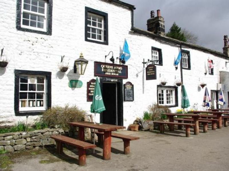 Queens Arms, Litton. (Pub, External, Key). Published on 23-01-2015