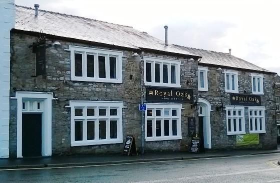 The Royal Oak, Settle. (Pub, External, Key). Published on 20-01-2015