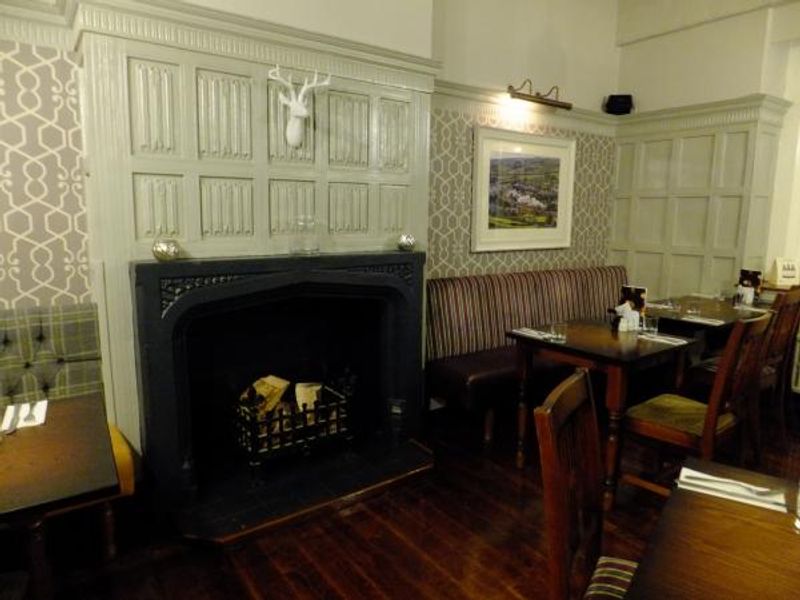 The Royal Oak, Settle - dining area. (Pub, Bar). Published on 12-02-2015