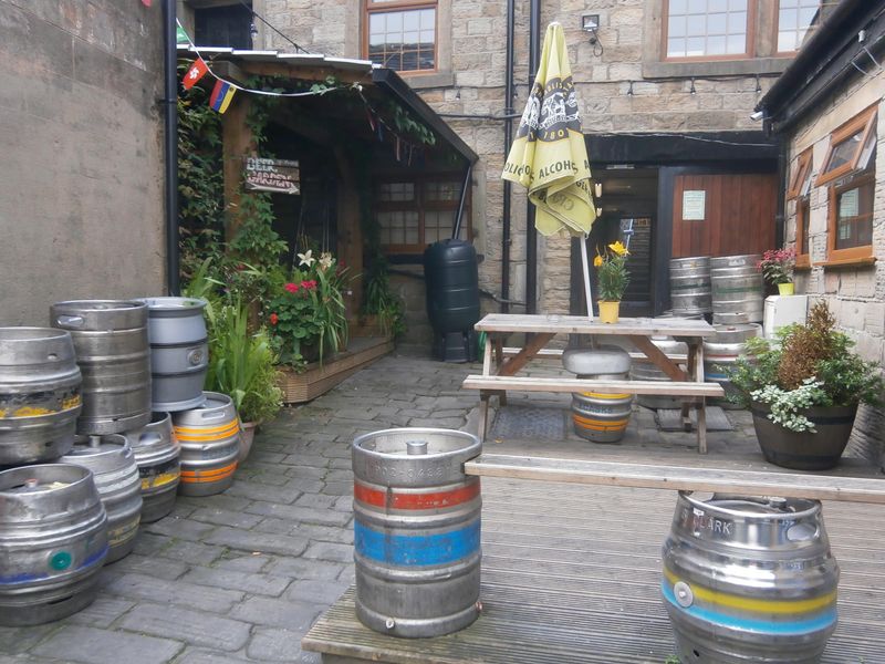 Side yard, the Red Lion, Silsden. (Pub, External, Garden). Published on 29-03-2017