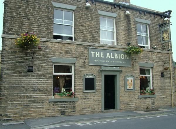 Albion, Skipton. (Pub, External). Published on 23-01-2015