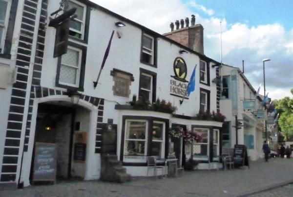 Black Horse, Skipton. (Pub, External). Published on 23-01-2015