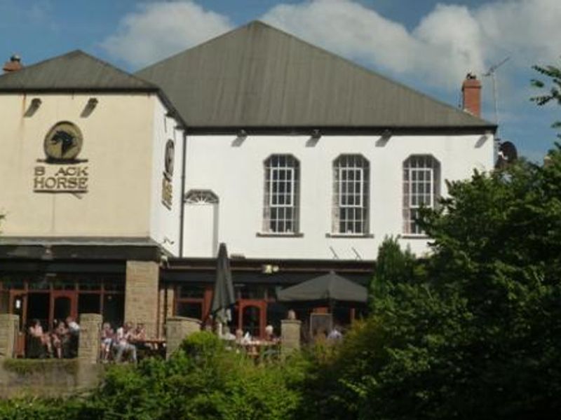 Black Horse, Skipton. (Pub, External). Published on 23-01-2015 