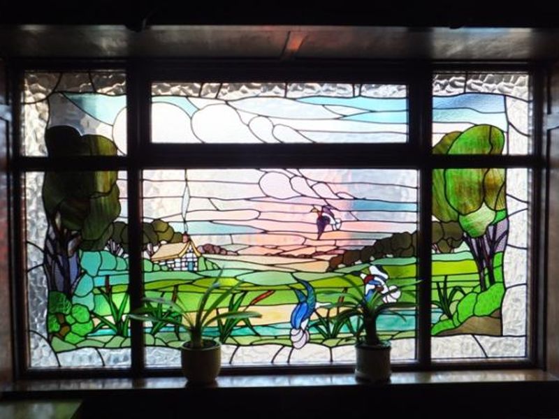 Stained glass, Craven Heifer, Stainforth. (Pub, Bar). Published on 04-08-2014