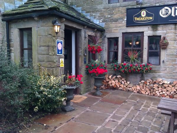 The Old Silent Inn, Stanbury, Haworth. (Pub, External). Published on 23-02-2015