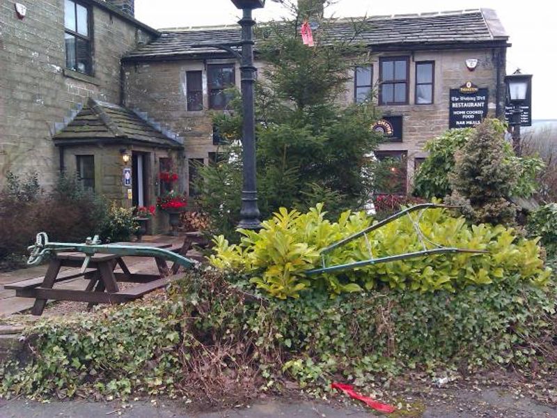 The Old Silent Inn, Stanbury, Haworth. (Pub, External). Published on 23-02-2015