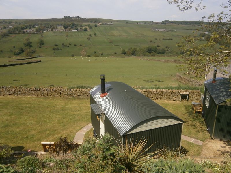 Shepherd's hut, Wuthering Heights, Stanbury (Spring 2018). (Pub, External). Published on 23-05-2018