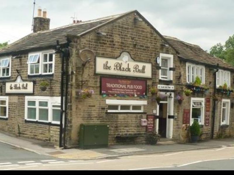 Black Bull, Sutton-in-Craven. (Pub, External). Published on 23-01-2015