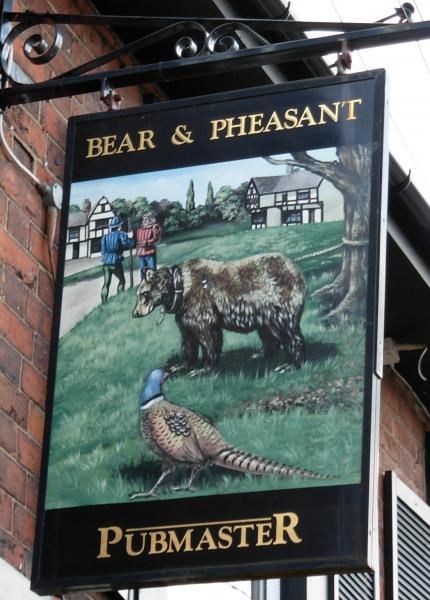 Sign in 2007 © RJ Flood. Creative Commons Licence CC BY-NC. (Pub, Sign). Published on 23-07-2013