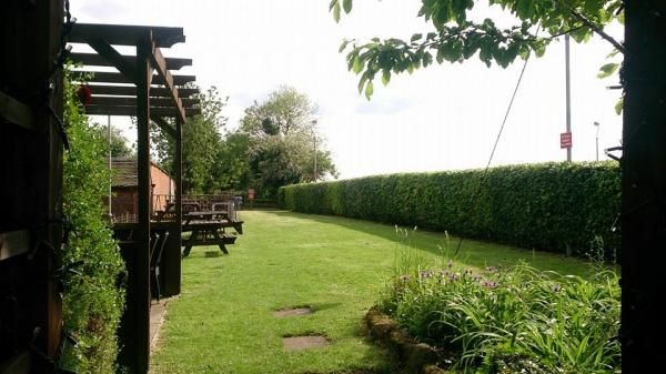 (Pub, Garden). Published on 10-06-2014