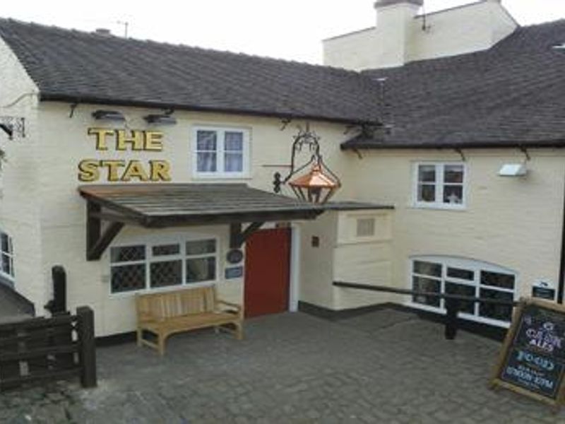 Pub exterior 2011. © Roger Kidd. Creative Commons Licence CC BY-. (Pub, External, Key). Published on 23-07-2013