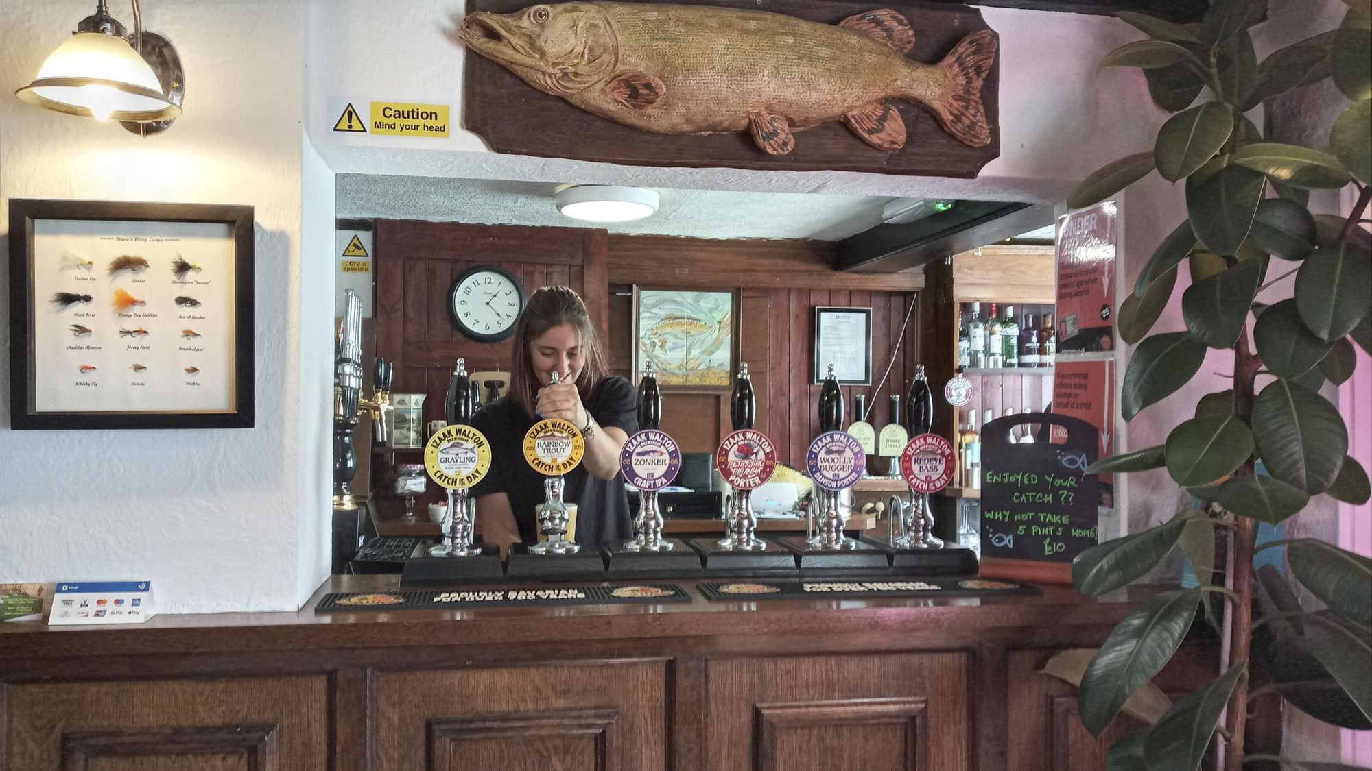 Norton Bridge Railway, the bar 2021. (Pub, Bar, Key). Published on 30-09-2021