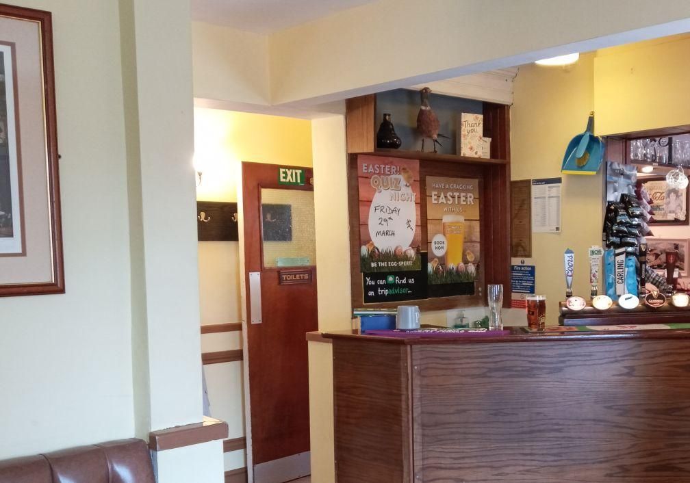 (Pub, Bar). Published on 14-04-2024