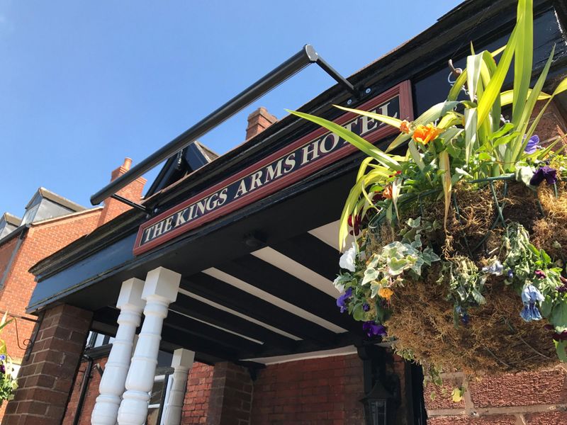 Kings Arms in 2017. (Pub, External). Published on 01-11-2017 