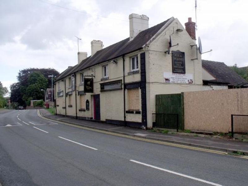 the pub closed & boarded up in 2014. (Pub, External). Published on 18-08-2014