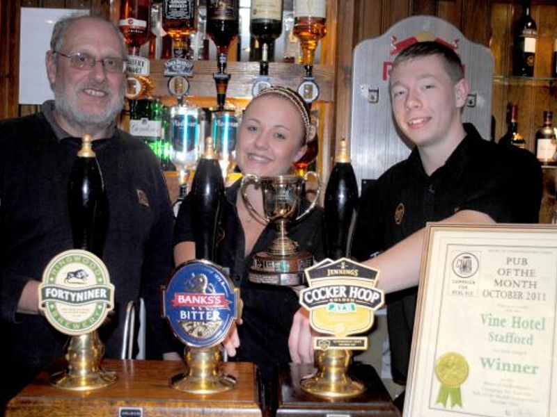 Branch Pub of the Month Oct 2011. (Pub, Publican, Branch, Award). Published on 23-07-2013