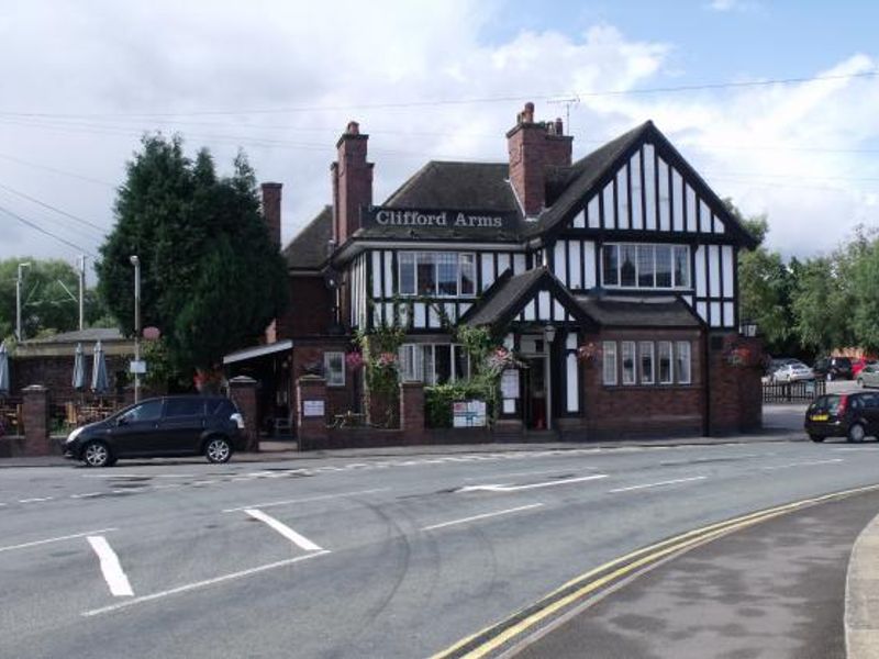 The pub in 2014. © RJ Flood. Creative Commons Licence CC BY-NC. (Pub, External, Key). Published on 18-08-2014