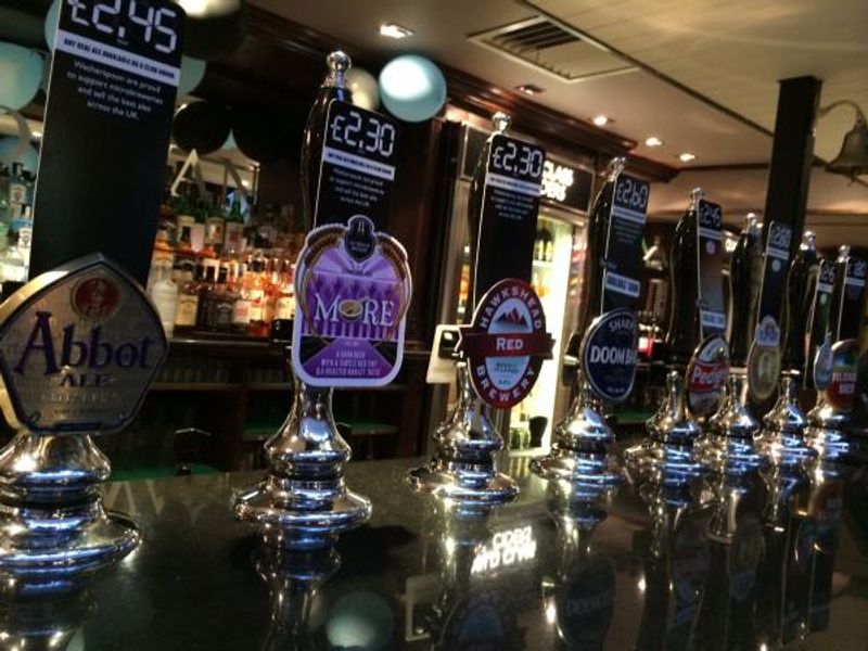 (Pub, Bar). Published on 19-02-2015 