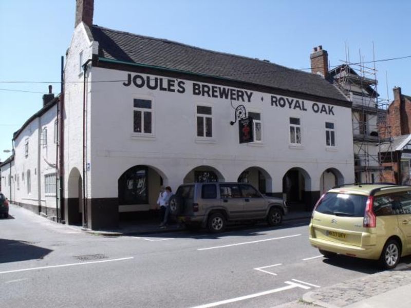 © RJ Flood. Creative Commons Licence CC BY-NC. (Pub, External, Key). Published on 27-09-2013