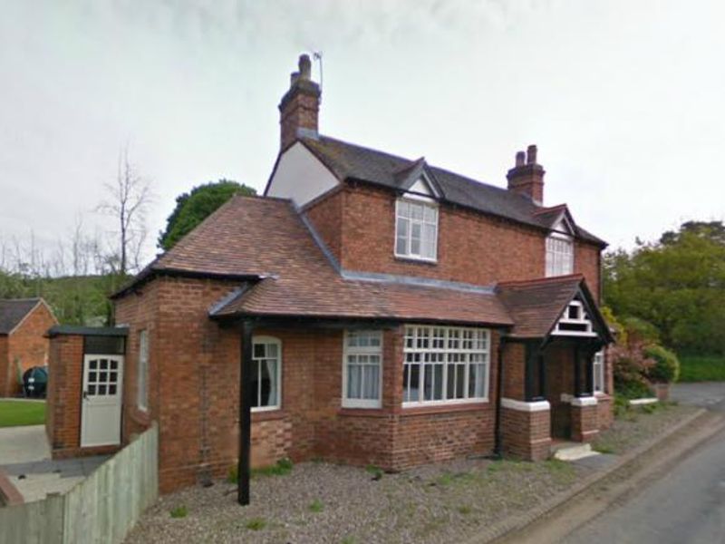 The pub after conversion to a house. (Pub, External). Published on 12-08-2014 