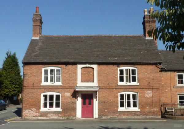 The Queens Arms in 2010 after conversion to a dwelling. (Pub, External). Published on 13-08-2014