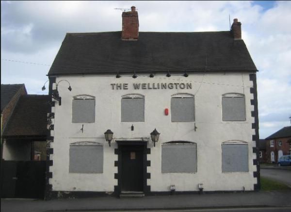 Derelict. (Pub, External, Key). Published on 14-09-2014