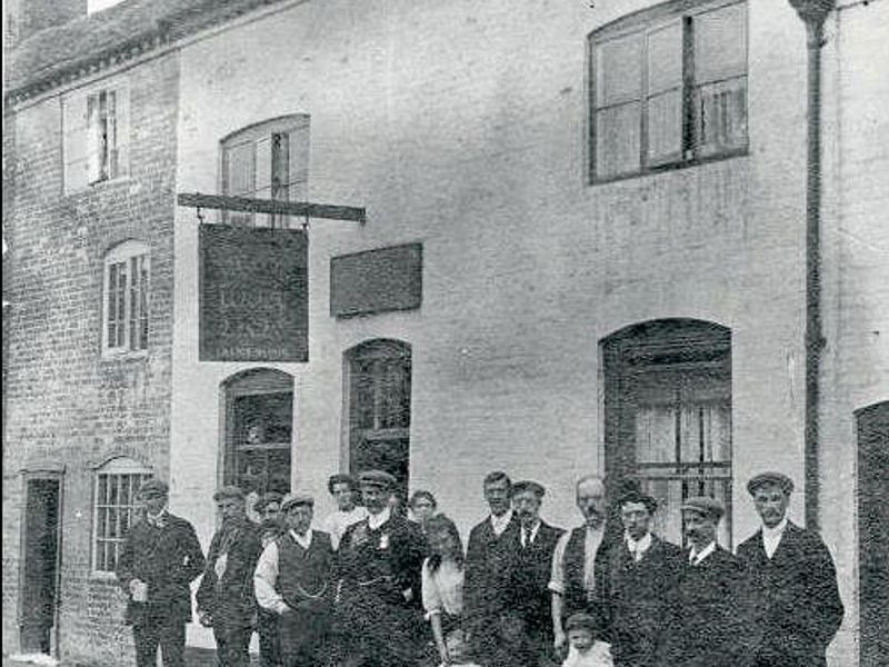 (Pub, Key). Published on 16-08-2017 