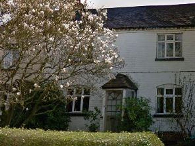 The former New Inn, now residential. (External). Published on 30-09-2020 