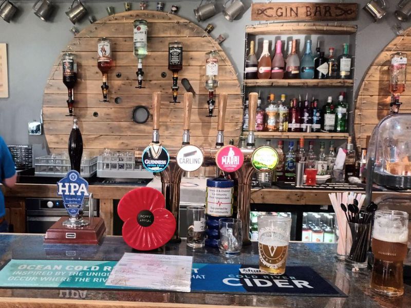 (Pub, Bar). Published on 13-04-2024