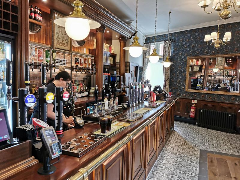 (Pub, Bar). Published on 02-09-2019 