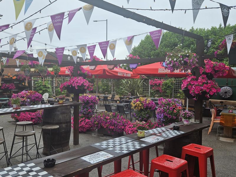 (External, Garden). Published on 26-09-2025 