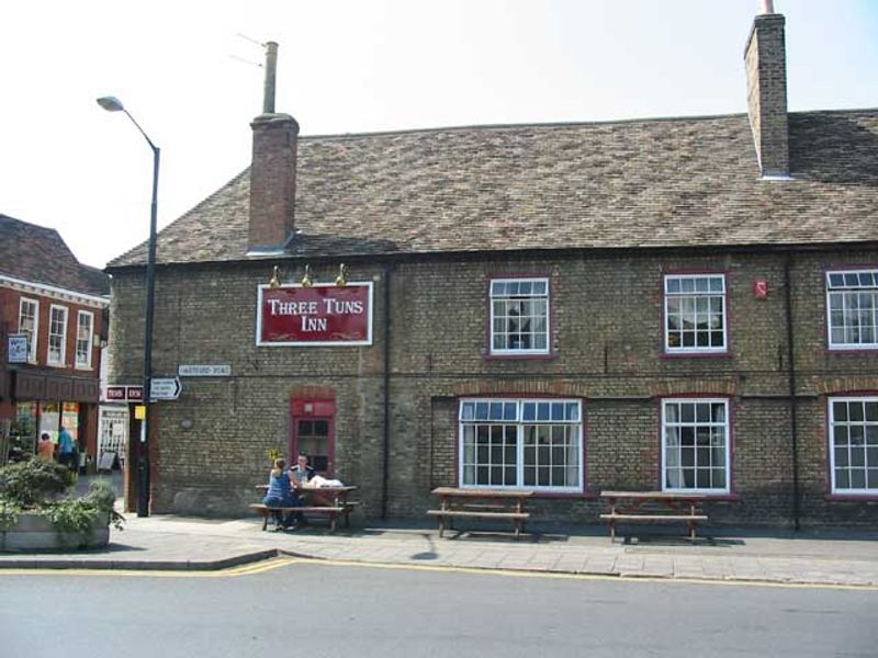Three Tuns - Huntingdon. (Pub). Published on 06-11-2011 