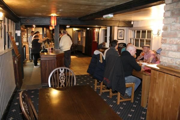 (Pub, Bar). Published on 23-12-2014