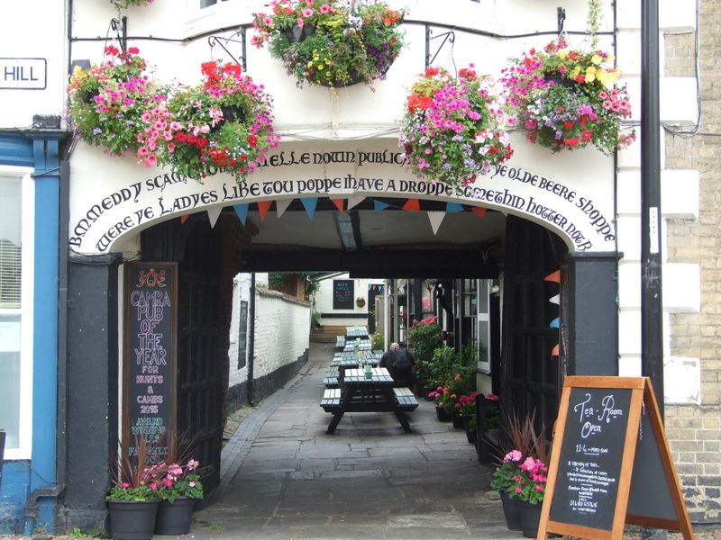 Falcon - Huntingdon - July 2017. (Pub, External). Published on 06-07-2017 