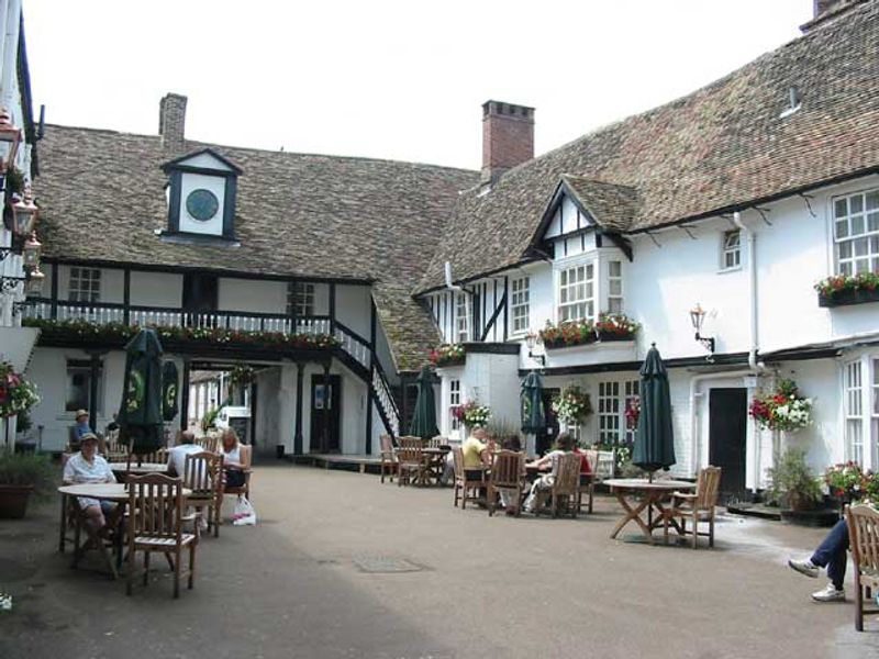 George Hotel - Huntingdon. (Pub). Published on 06-11-2011