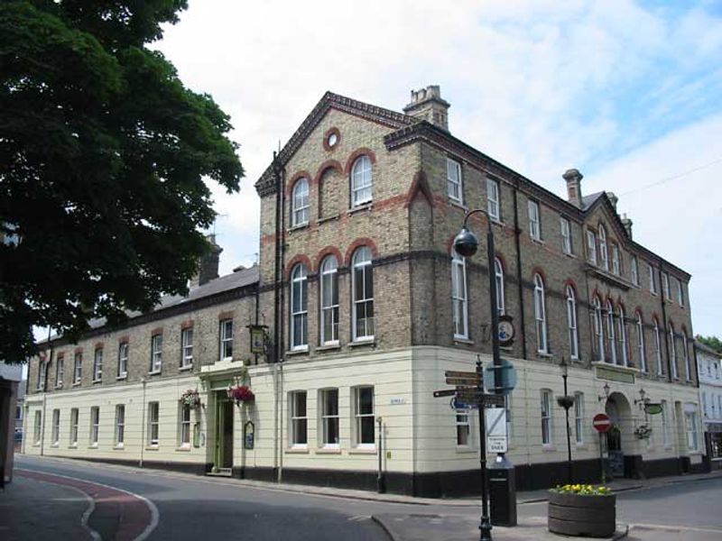 George Hotel - Huntingdon. (Pub). Published on 06-11-2011 