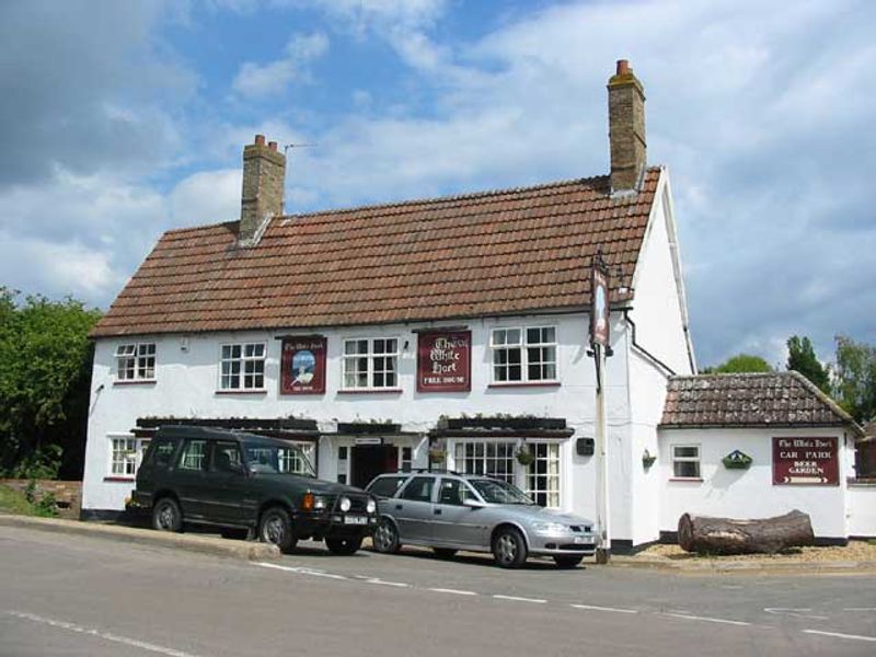 White Hart - Alconbury Weston. (Pub). Published on 06-11-2011 