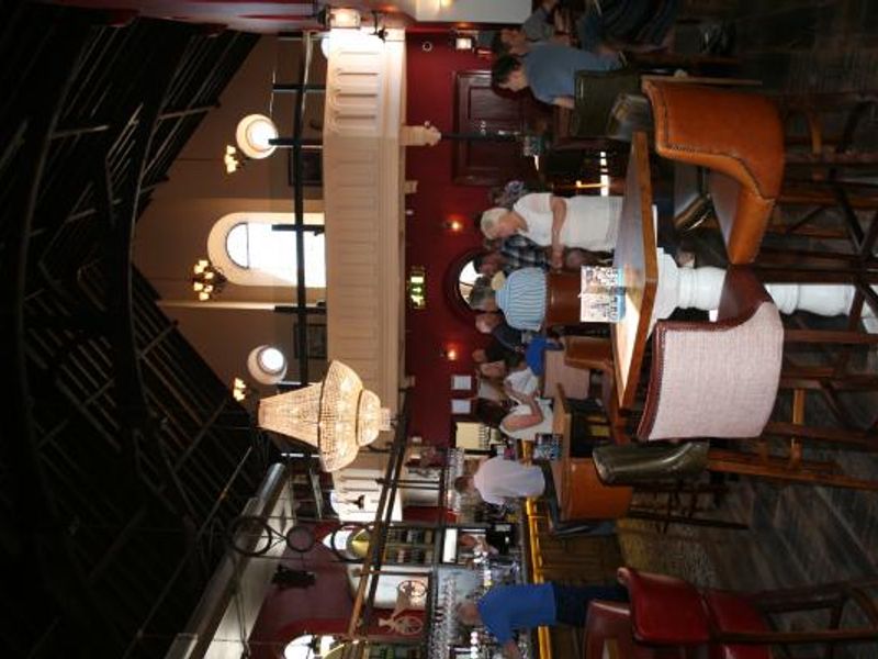 (Pub, Bar). Published on 17-07-2016 