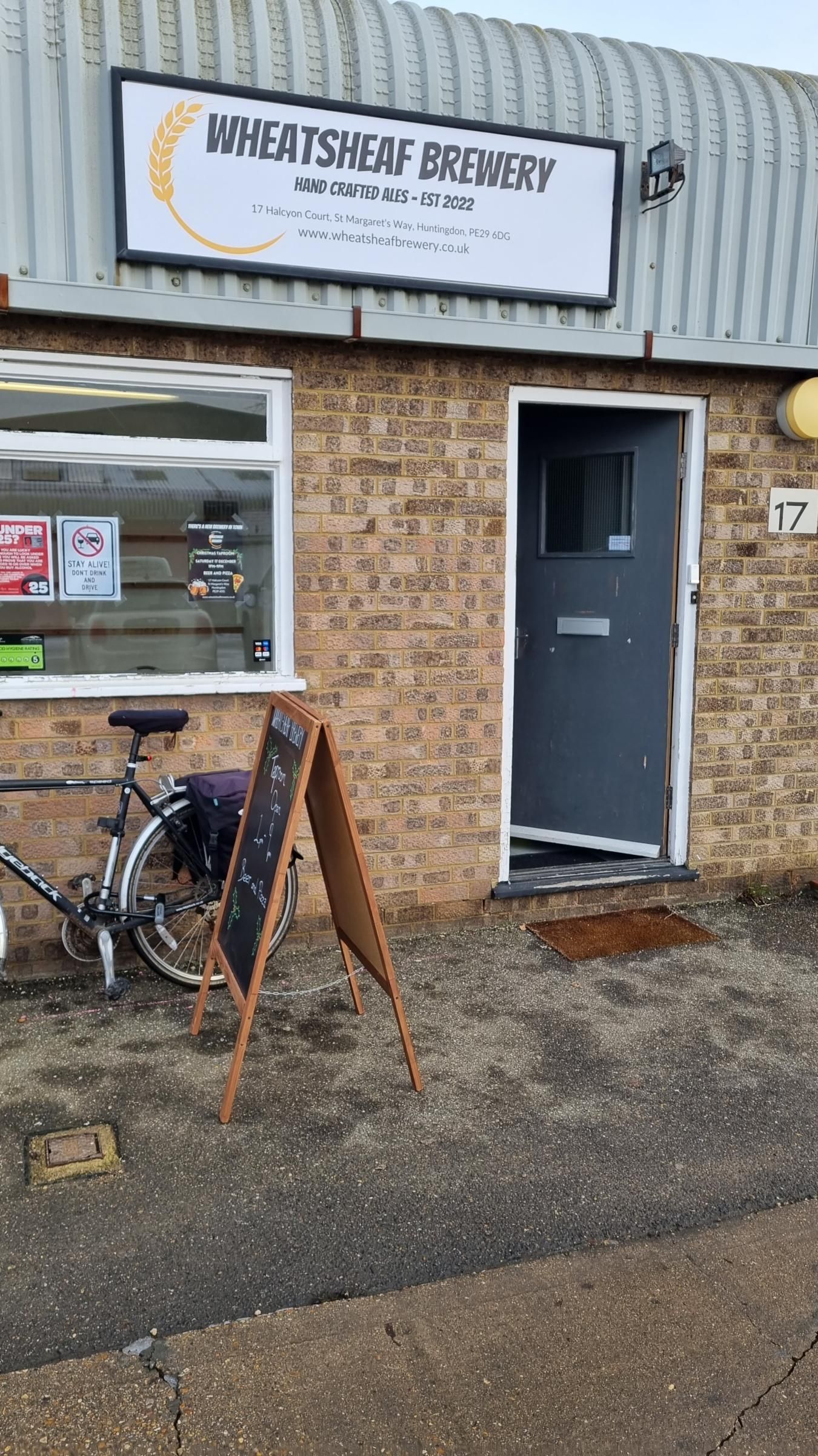 (Pub, Brewery, Key). Published on 21-12-2022