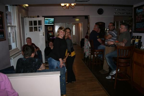 (Pub, Bar). Published on 13-06-2015