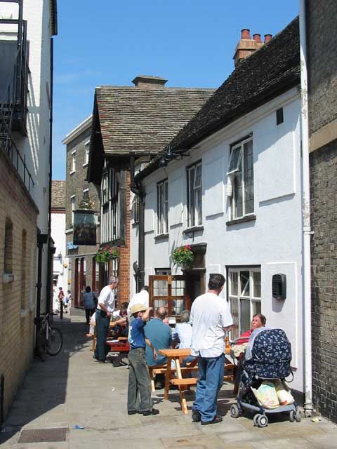 Market Inn - Huntingdon. (Pub). Published on 06-11-2011