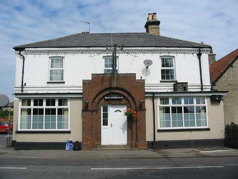 Sun - Huntingdon. (Pub). Published on 06-11-2011
