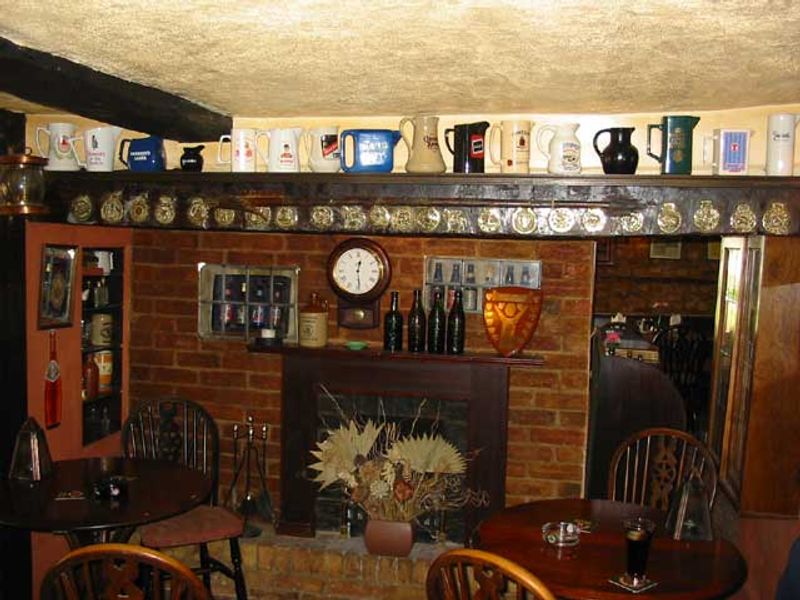 Green Man - Leighton Bromswold. (Pub, Bar). Published on 06-11-2011 